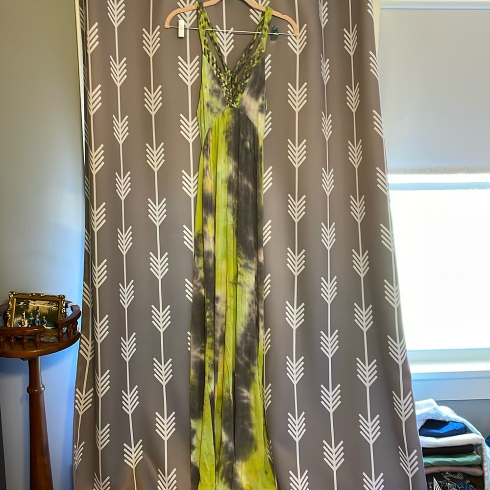 WOW Couture tie dye maxi dress - NWOT